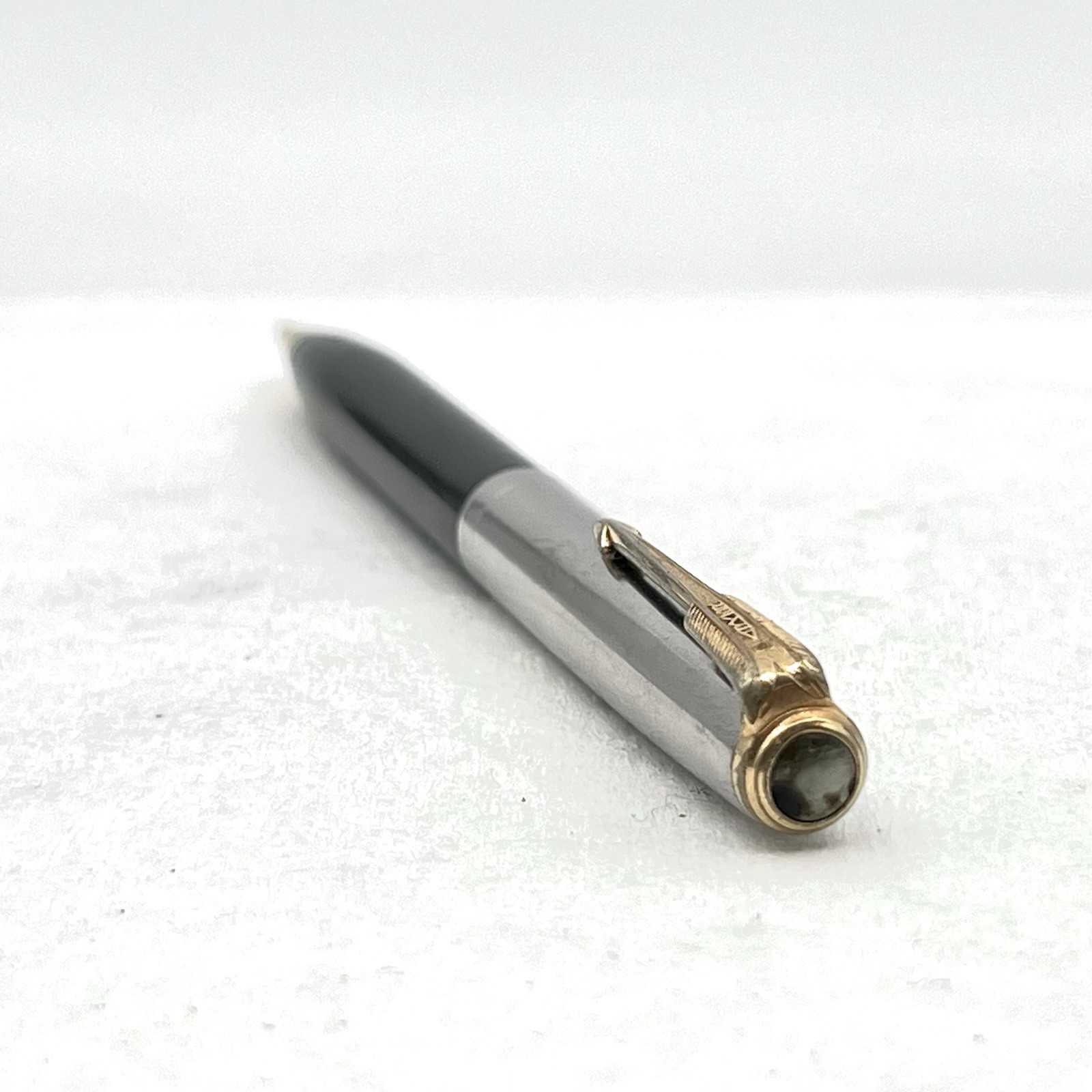 VTG Parker Stainless Steel & Black w/ Gold Trim Twist Mechanical Pencil 5-1/8″
