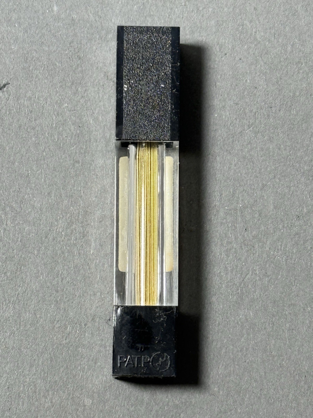 RARE Box Vintage Japanese GOLD Pencil Lead Coleen 2H NOS 0.5 30 leads JIS