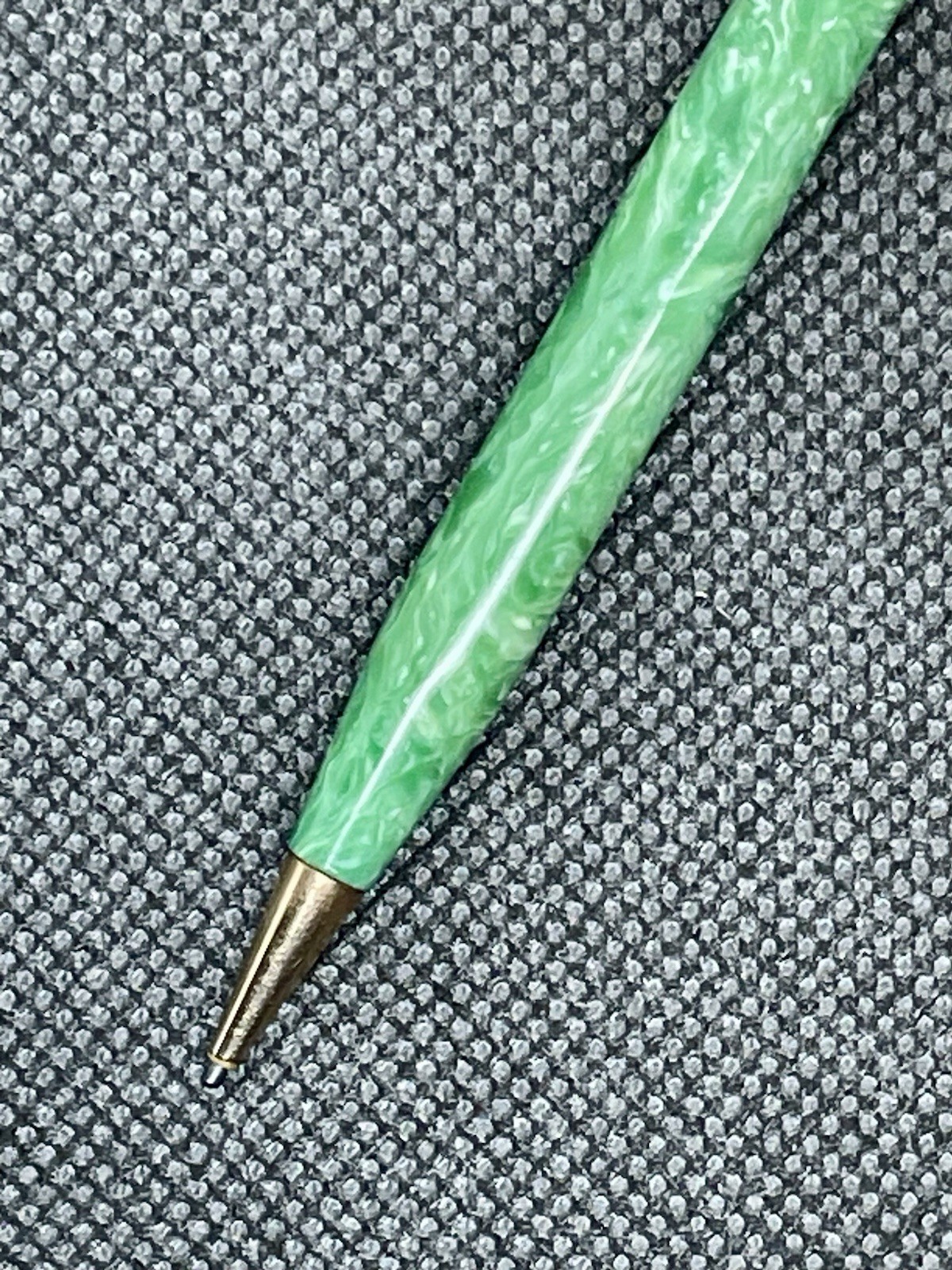 Sheaffer Lifetime Thin Jade Green w/Gold Trim 1.1mm Pencil – 1920’s