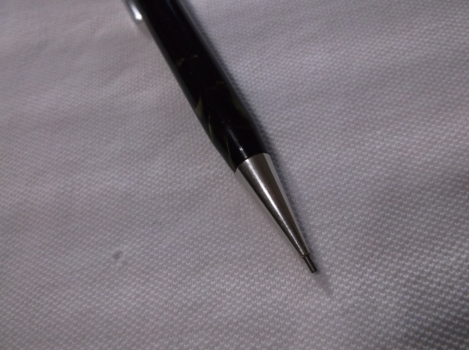 WAHL EVERSHARP CORONET GOLD & GREEN SHELL / CHROME REPEATER PENCIL / 1.1 mm