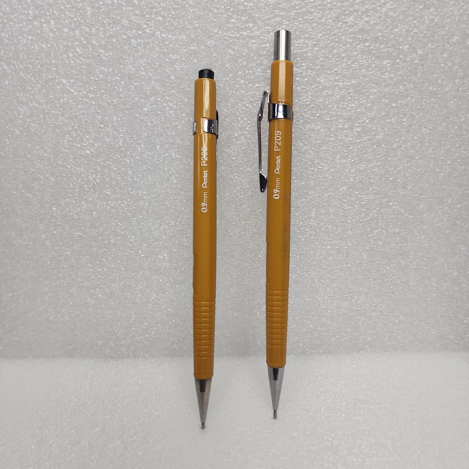 P209 Pentel Sharp Mechanical Drafting Pencil, 0.9mm Yellow Barrel, Lot of 2. Vtg
