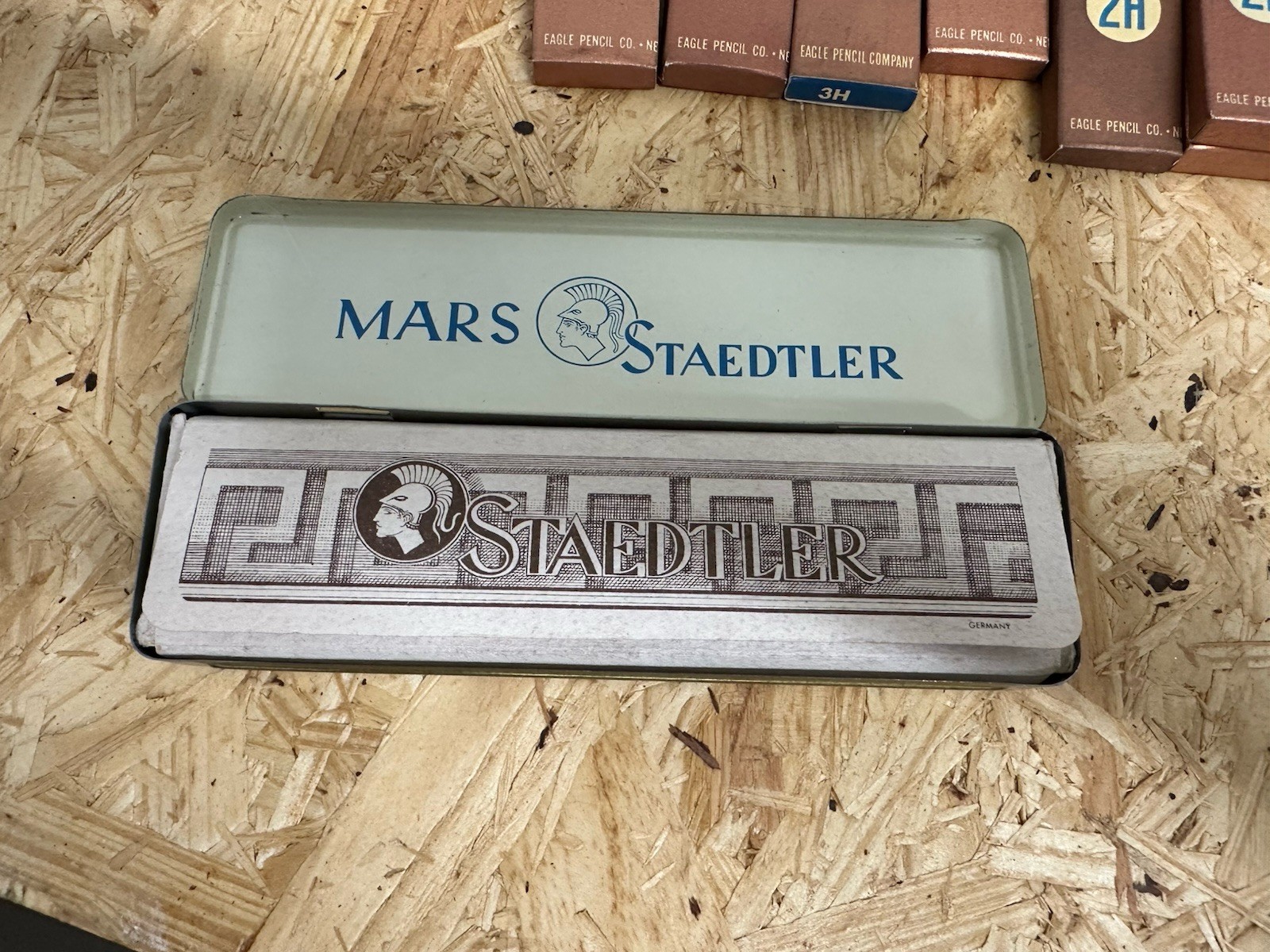Vintage lot Staedtler Mars Lumograph Pencil Original Tin & Eagle Chemi-Sealed