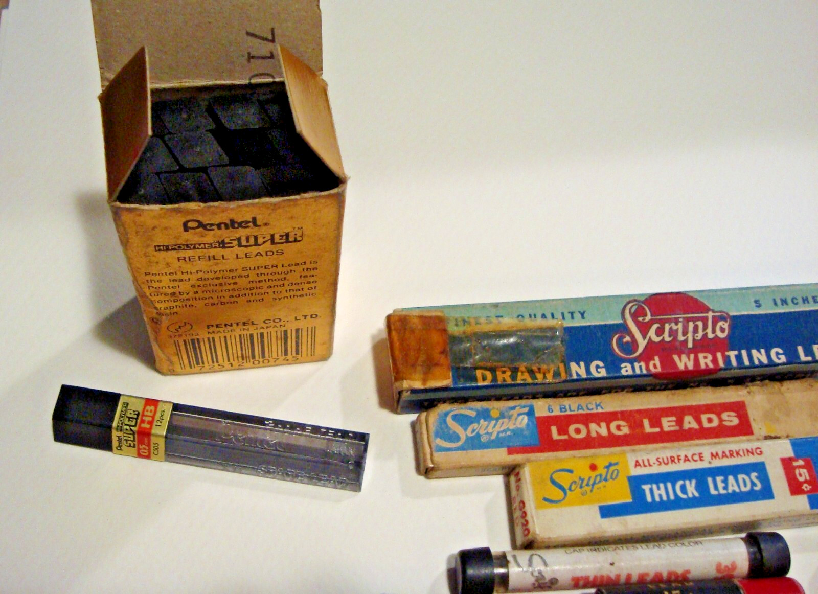 Lot Vintage Mechanical Pencil Lead Refills Scripto Eversharp Red Top Pentel +