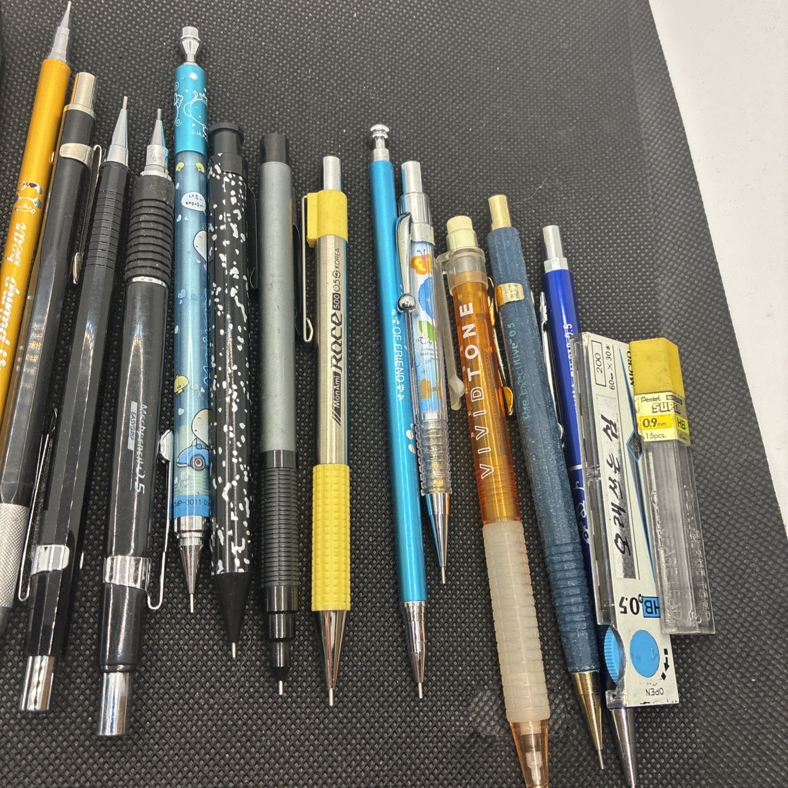20 Mechanical Pencils Vintage Used Lot #116 LOCbbb