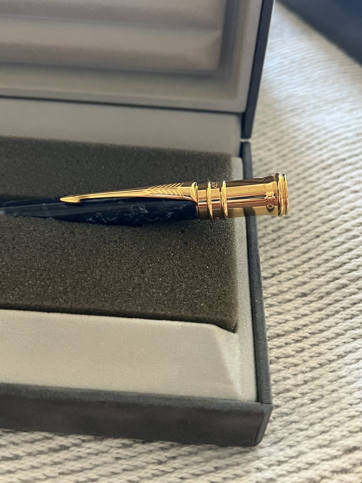 PARKER DUOFOLD CENTENNIAL MARBLE BLUE MECHANICAL PENCIL