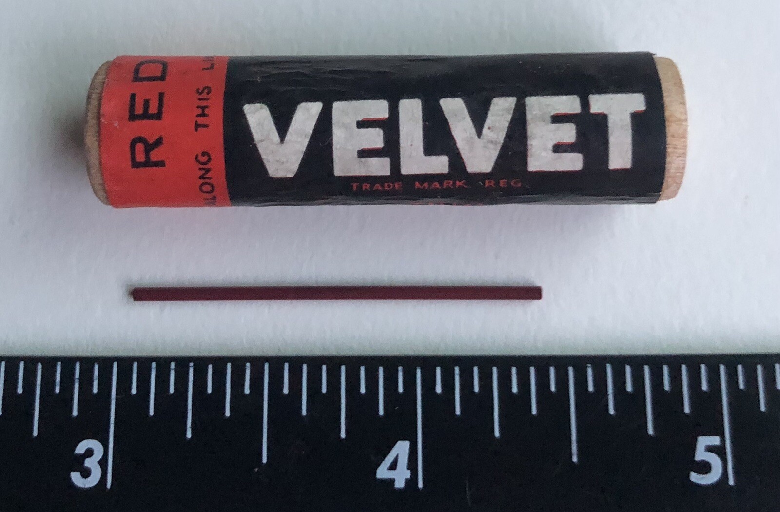 Vintage Velvet Mechanical Pencil Lead Red 1.18mm 1-3/8″ NOS Wood Tube 12pk USA