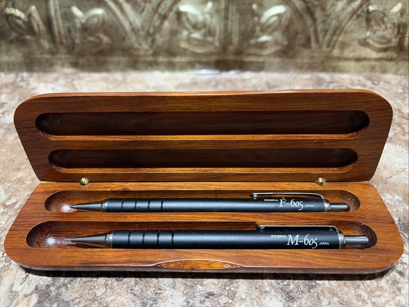 Discontinued Zebra M-605 Mechanical Pencil & F-605 Pen Set Black & Chrome finish