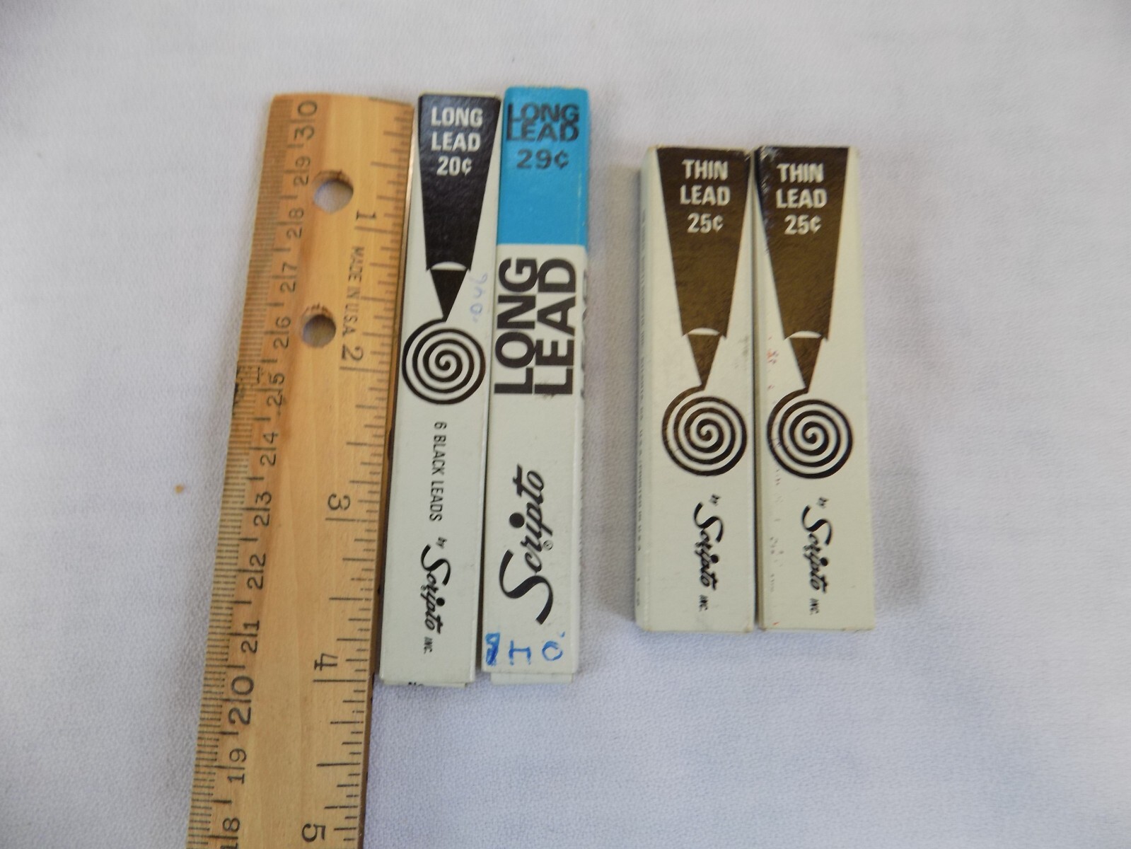 – Scripto Long Lead E 430HB (8 leads) and Scripto Thin Lead F 840HB (22 leads)