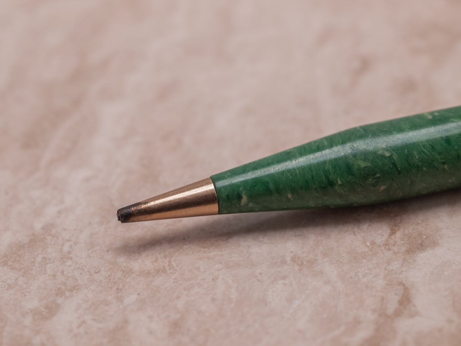 1930s Sheaffer’s Lifetime Oversize Green Mechanical Pencil GF Trim 5.25″ x 0.4″