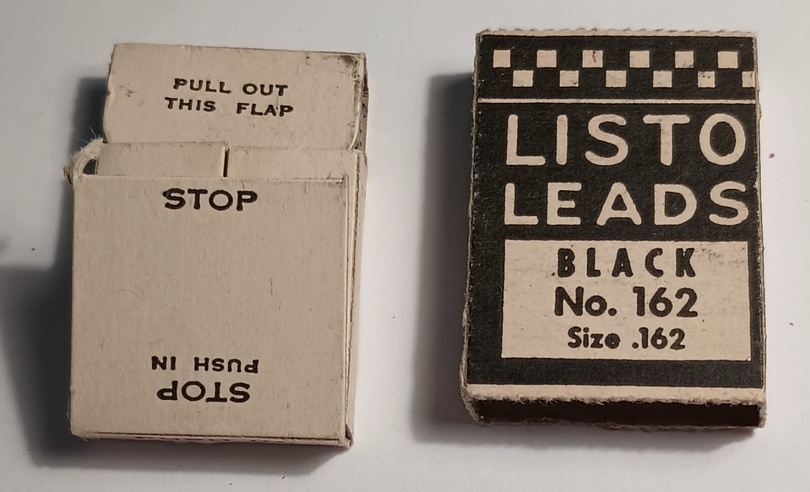 Vintage Listo Leads Black No. 162 Extra Metal Sleeve 5 Marking Leads Complete