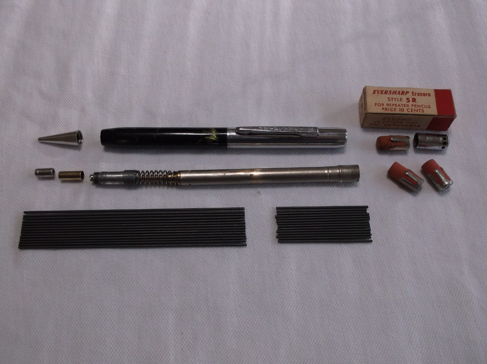 WAHL EVERSHARP CORONET GOLD & GREEN SHELL / CHROME REPEATER PENCIL / 1.1 mm