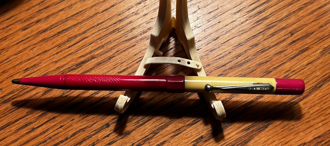 Vintage Antique Listo “Center Turn” Mechanical Pencil Red/White