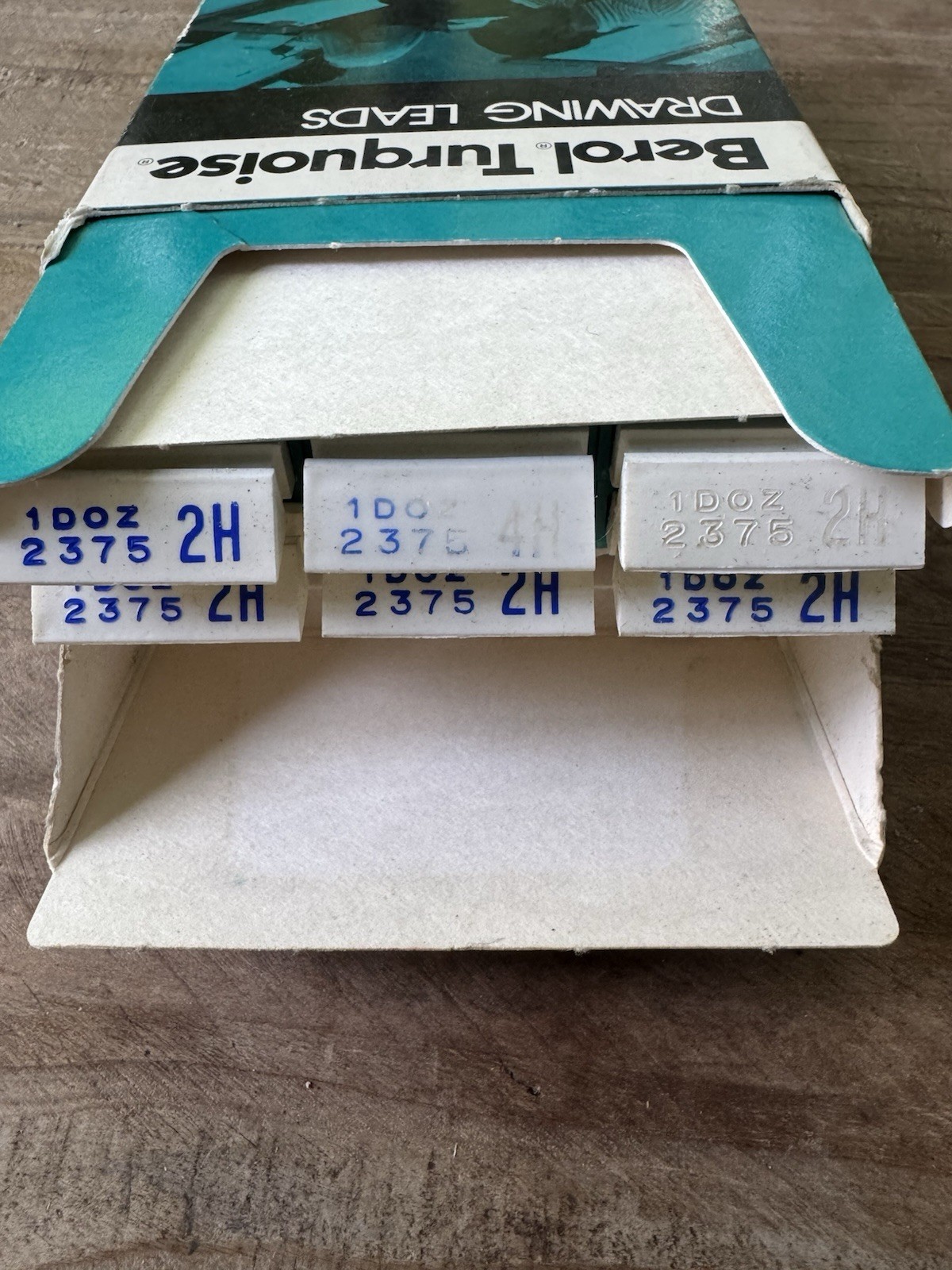 Berol Eagle Turquoise Drawing Leads – 2375 2H 4H 6 DOZ
