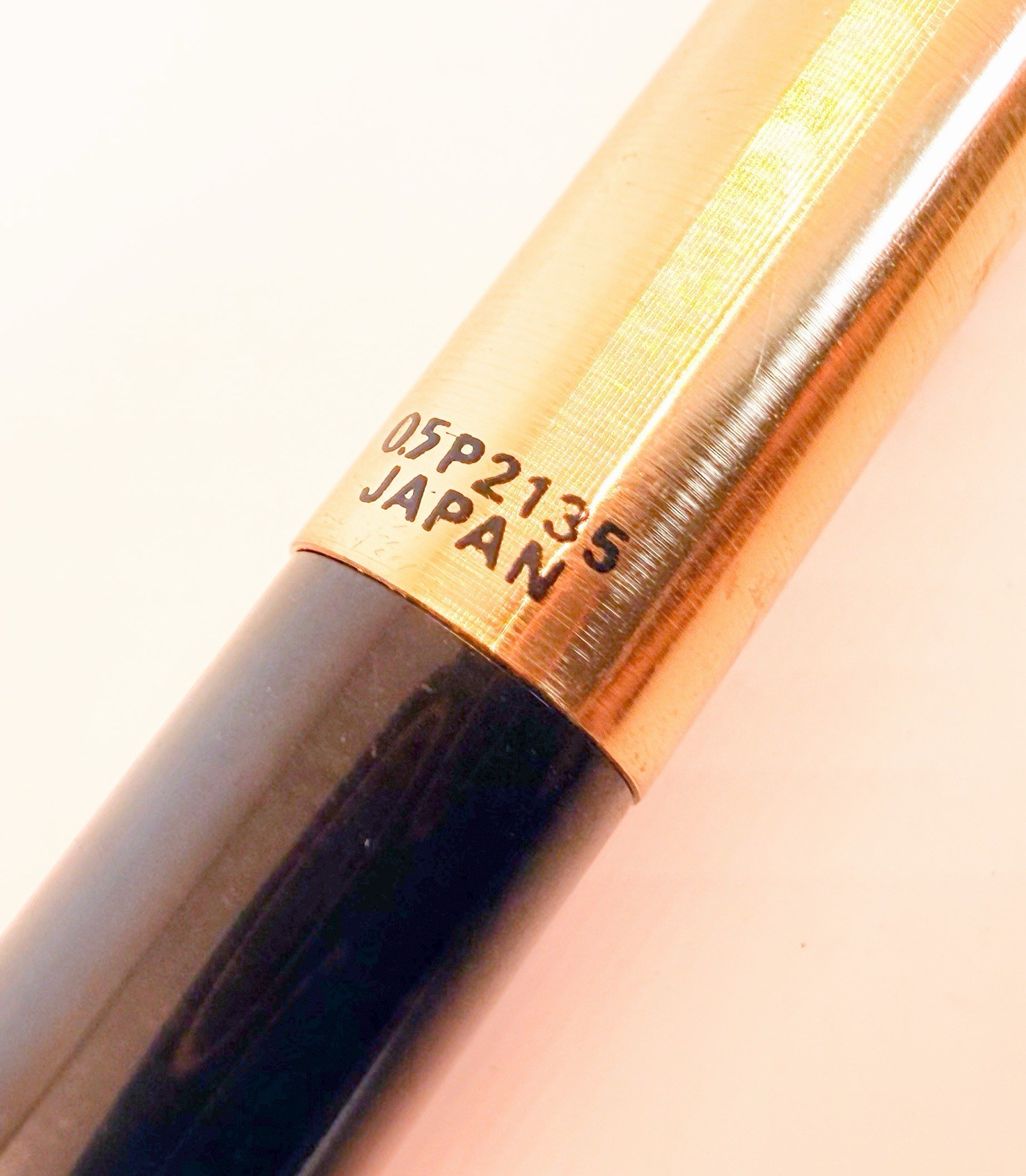 Pentel CIL P2135 0.5mm Mechanical Pencil Cap style black gold Early Kerry