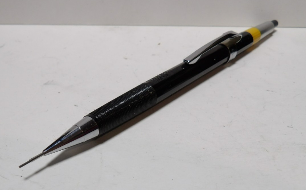 Vintage Pentel Japan 22 Mechanical Graph Pencil 0.5mm HB Drafting