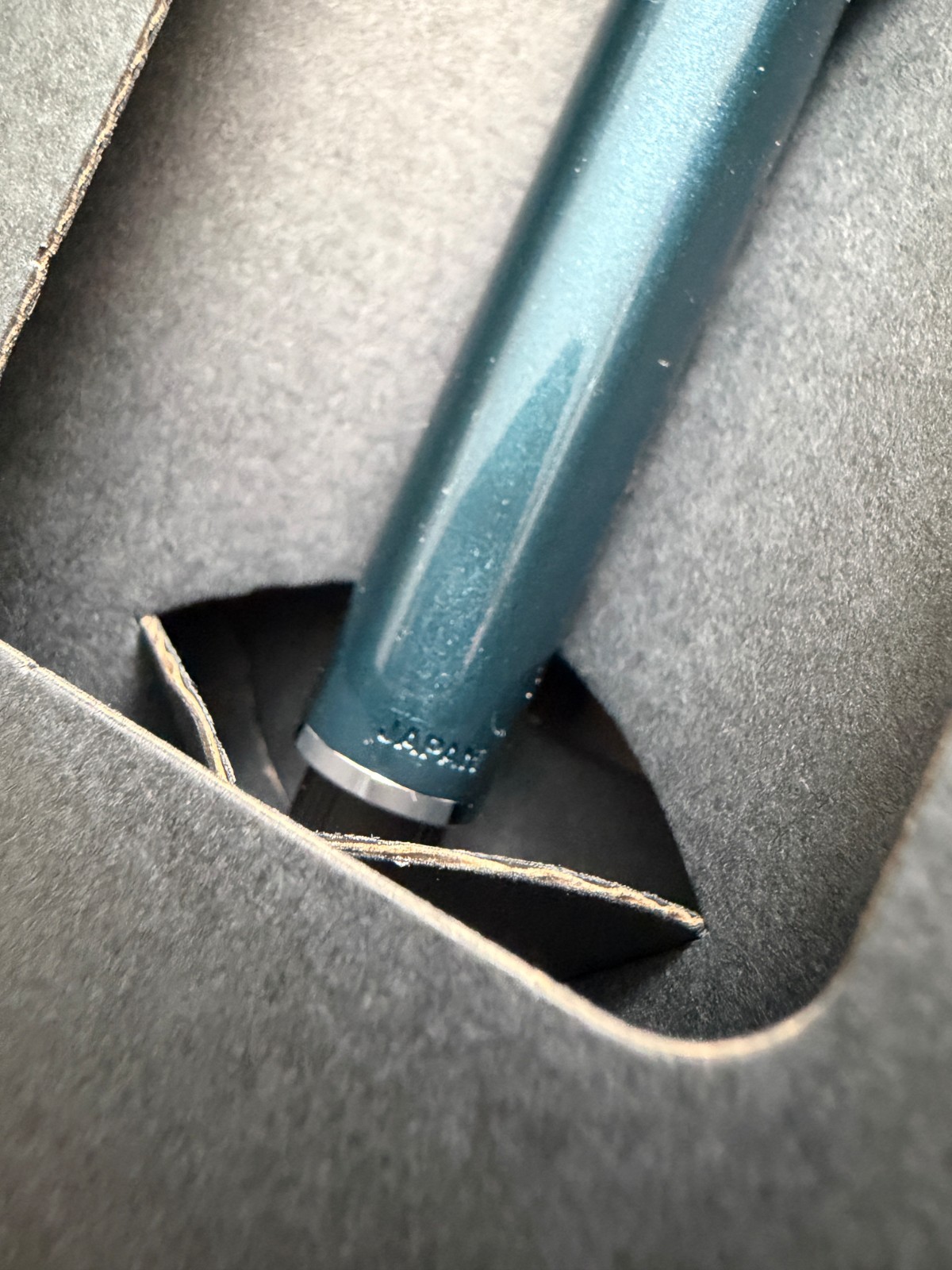 Mitsubishi Kuru Toga Dive Abyss Blue 0.5mm Mechanical Pencil New (US Seller)