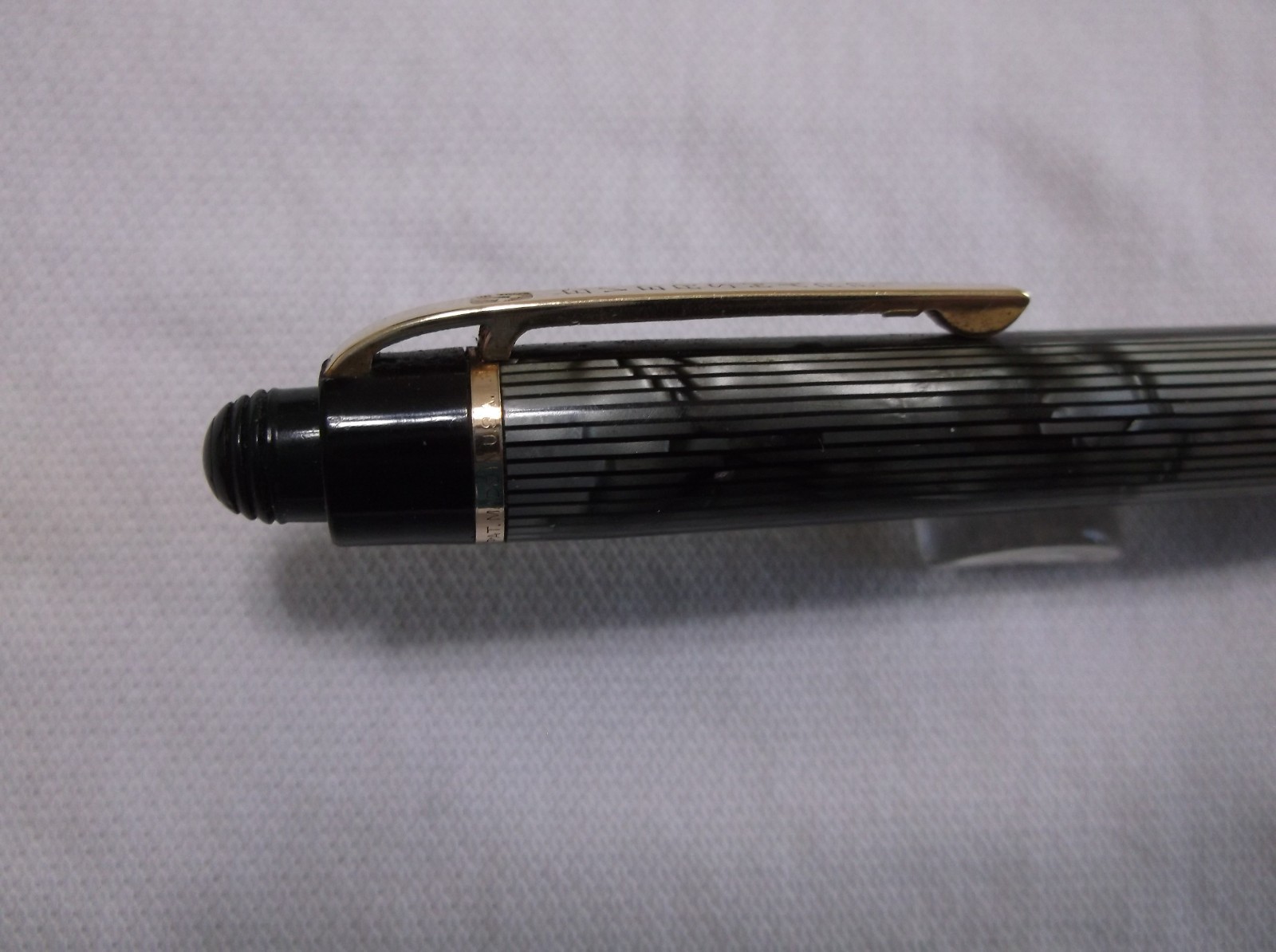 VINTAGE EVERSHARP SKYLINE GRAY STRIPE MOIRE MECHANCIAL PENCIL / 1.18 mm LEAD