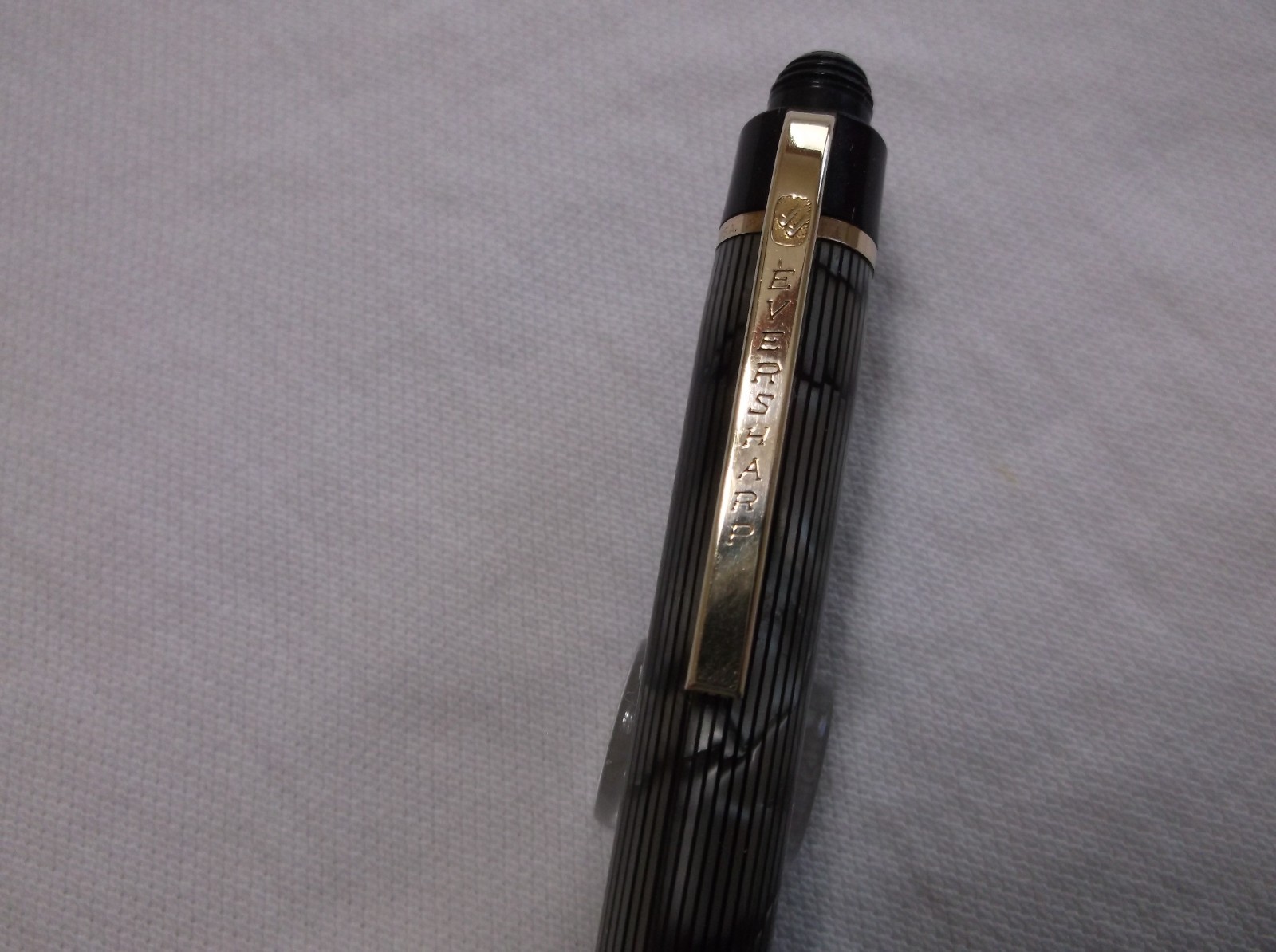 VINTAGE EVERSHARP SKYLINE GRAY STRIPE MOIRE MECHANCIAL PENCIL / 1.18 mm LEAD