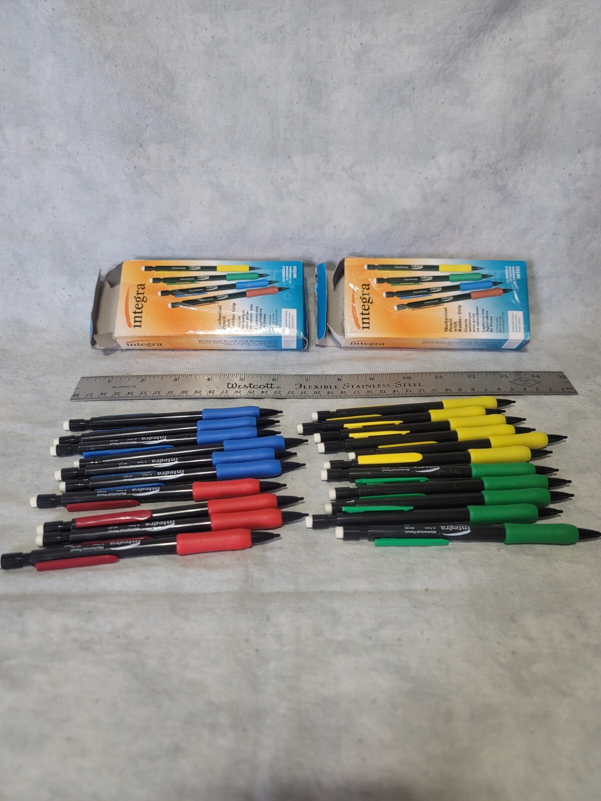 Integra Rubber Grip Mechanical Pencil 0.7mm Lead 36153 Lot of 21 Refillable #249