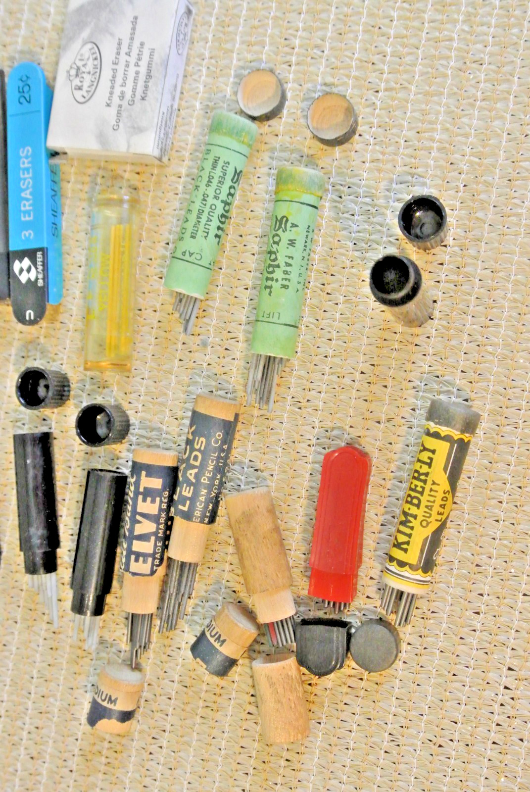 Lot Of Antique Vintage Graphite Pencil Lead Micro faber Sapbir VELVET fineline
