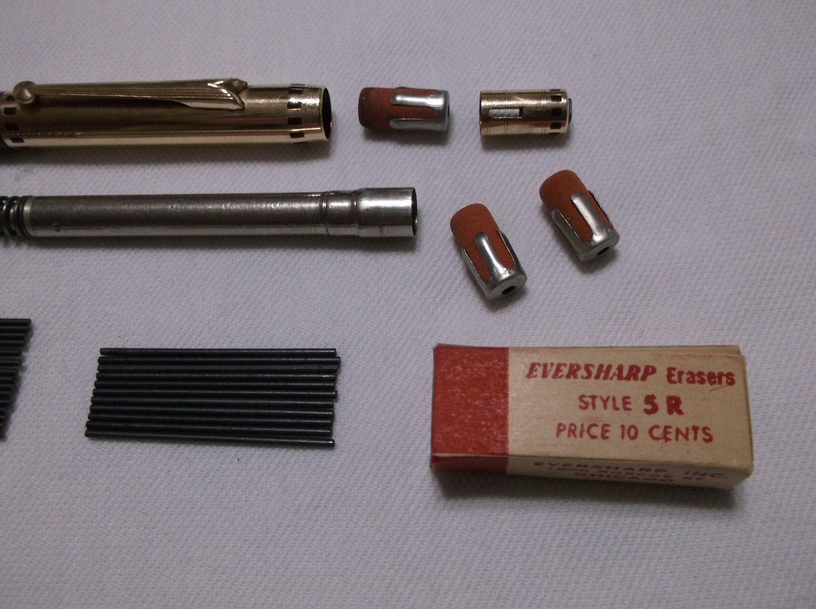 VINTAGE WAHL EVERSHARP CORONET BURGUNDY / GOLD REPEATER PENCIL / 1.18 mm LEAD