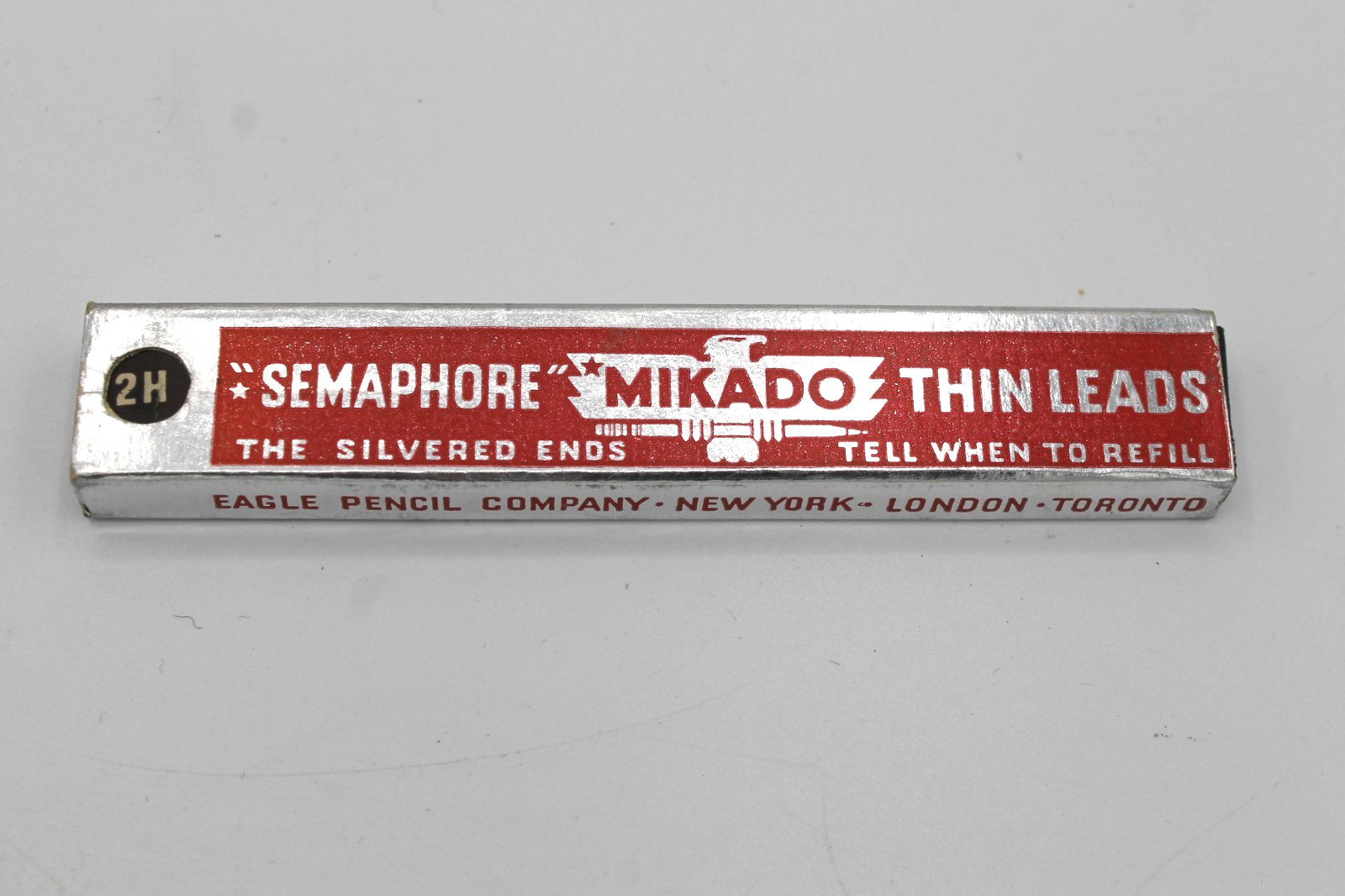 Vintage Eagle Mikado Semaphore Thin Leads 2H – In Original Box (71 Leads Total)