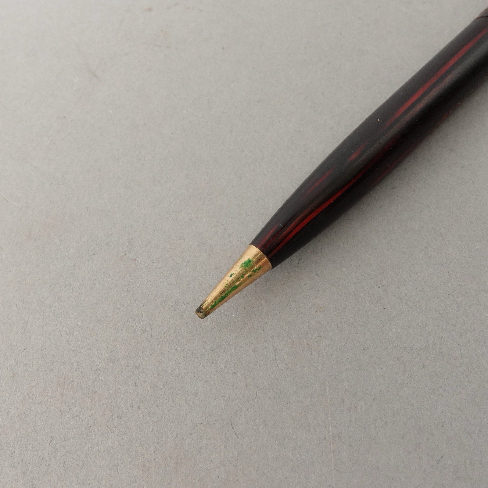 Vtg Sheaffer Balance 400 Mechanical Twist Pencil Carmine Red Striated 1930s