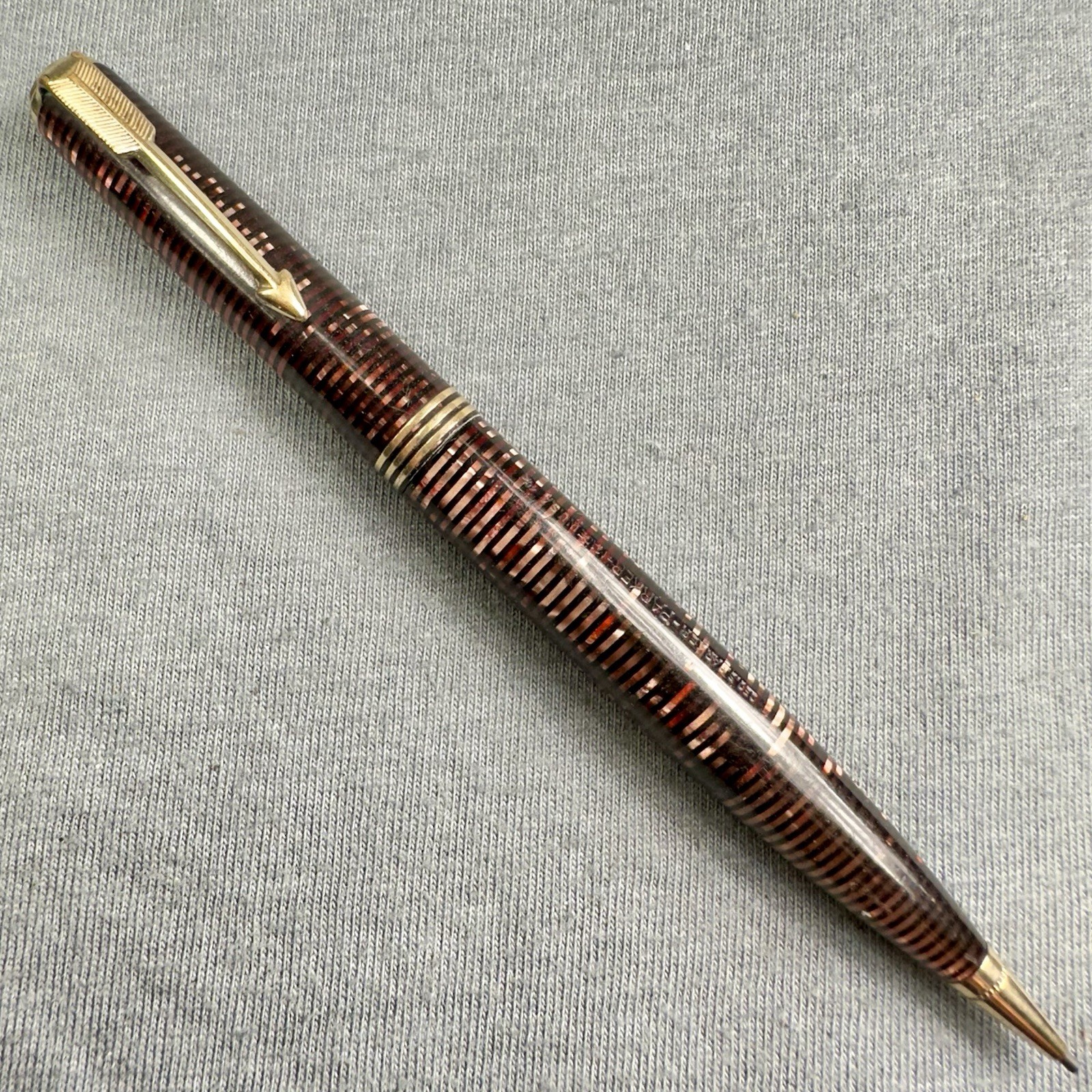 1936 Parker Vacumatic Pencil Burgundy Red & Pearl Full Size 3 Band Needs Jewel