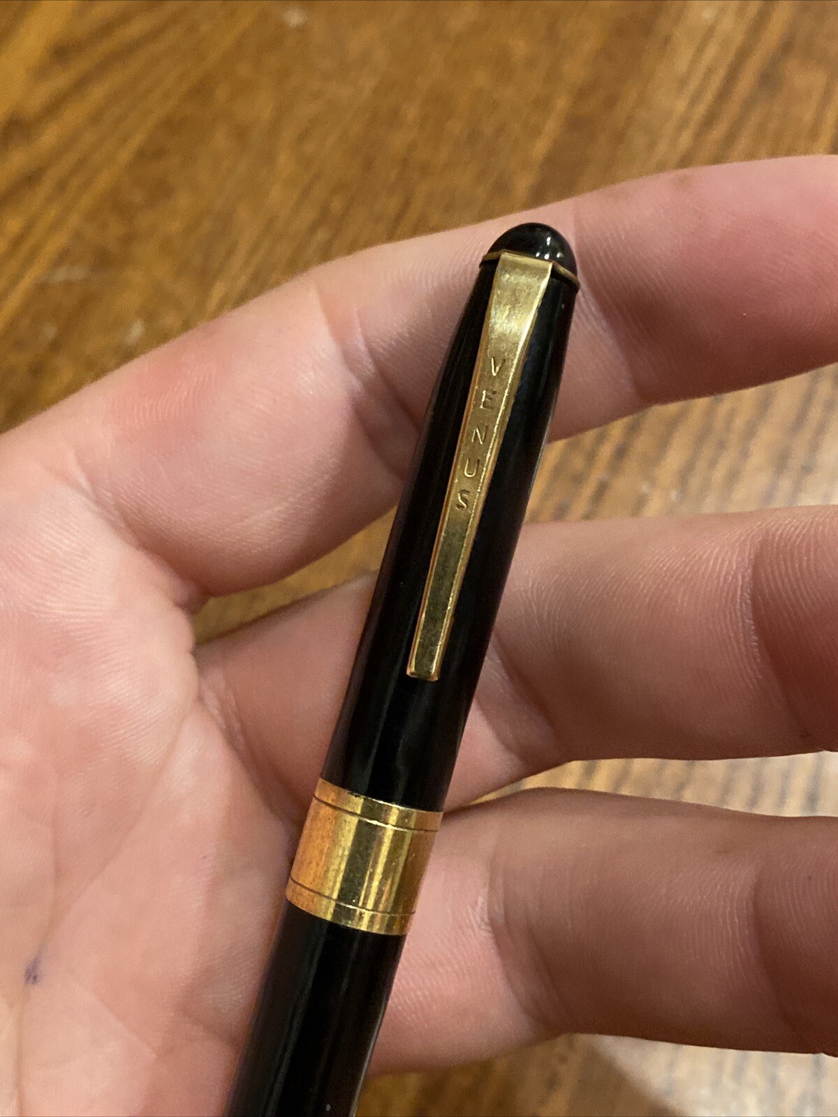 RARE Vintage VENUS Model 047 G Mechanical Twist Pencil Black w Gold Tone Accents