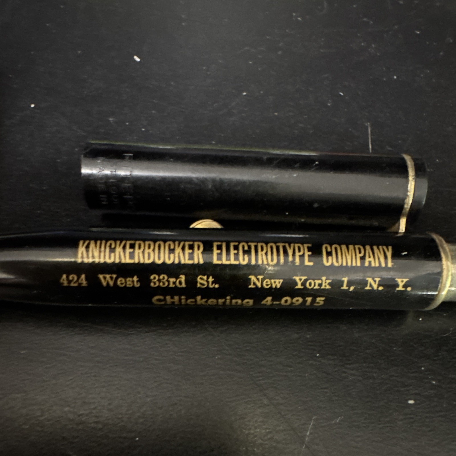 1920’s Black Mechanical Pencil Retractable Tip 0.9mm HB Twist Click