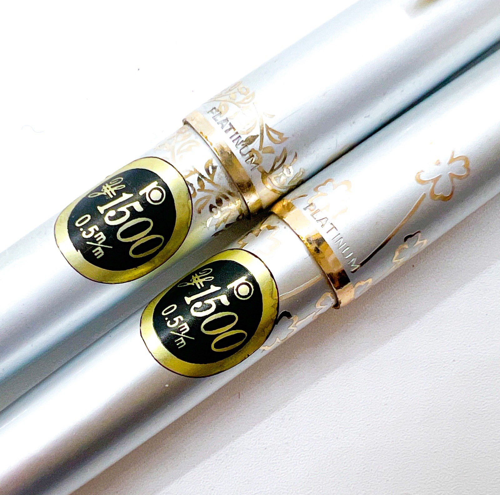 Platinum 2pcs Mechanical Pencil 0.5 mm Flower Theme Push Cap Functional