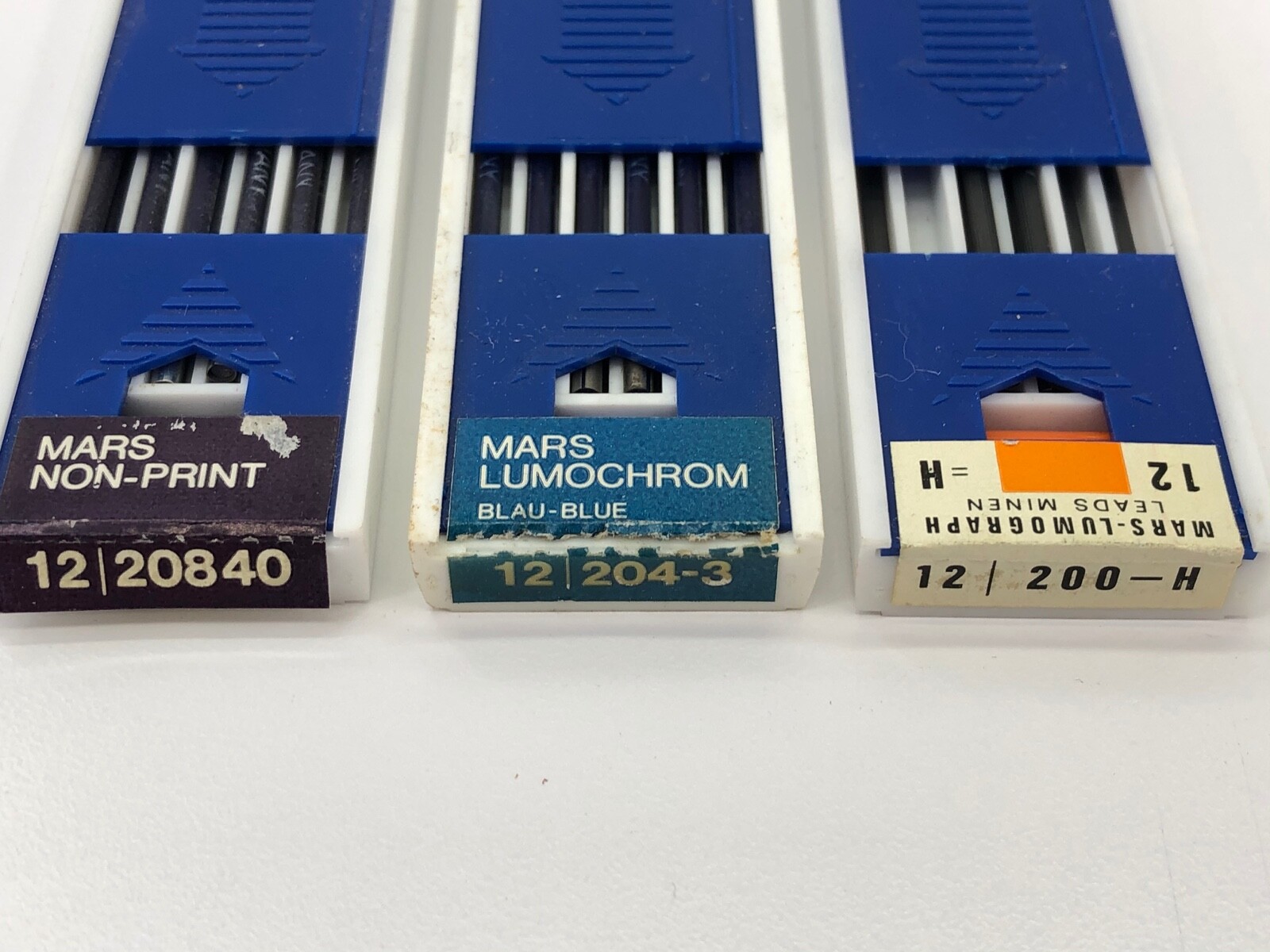 Staedtler Mars Pencil Leads Lumograph 200-H Lumochrom Blue 204-3 Non-Print 20840