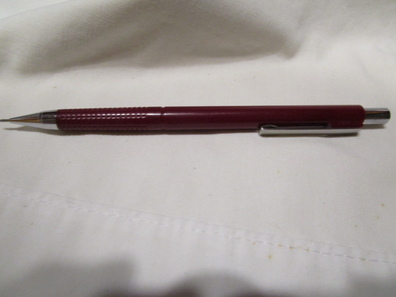 1 BEROL AUTOMATIC TL7 O.7MM MAROON MECHANICAL PENCIL MADE IN JAPAN NICE