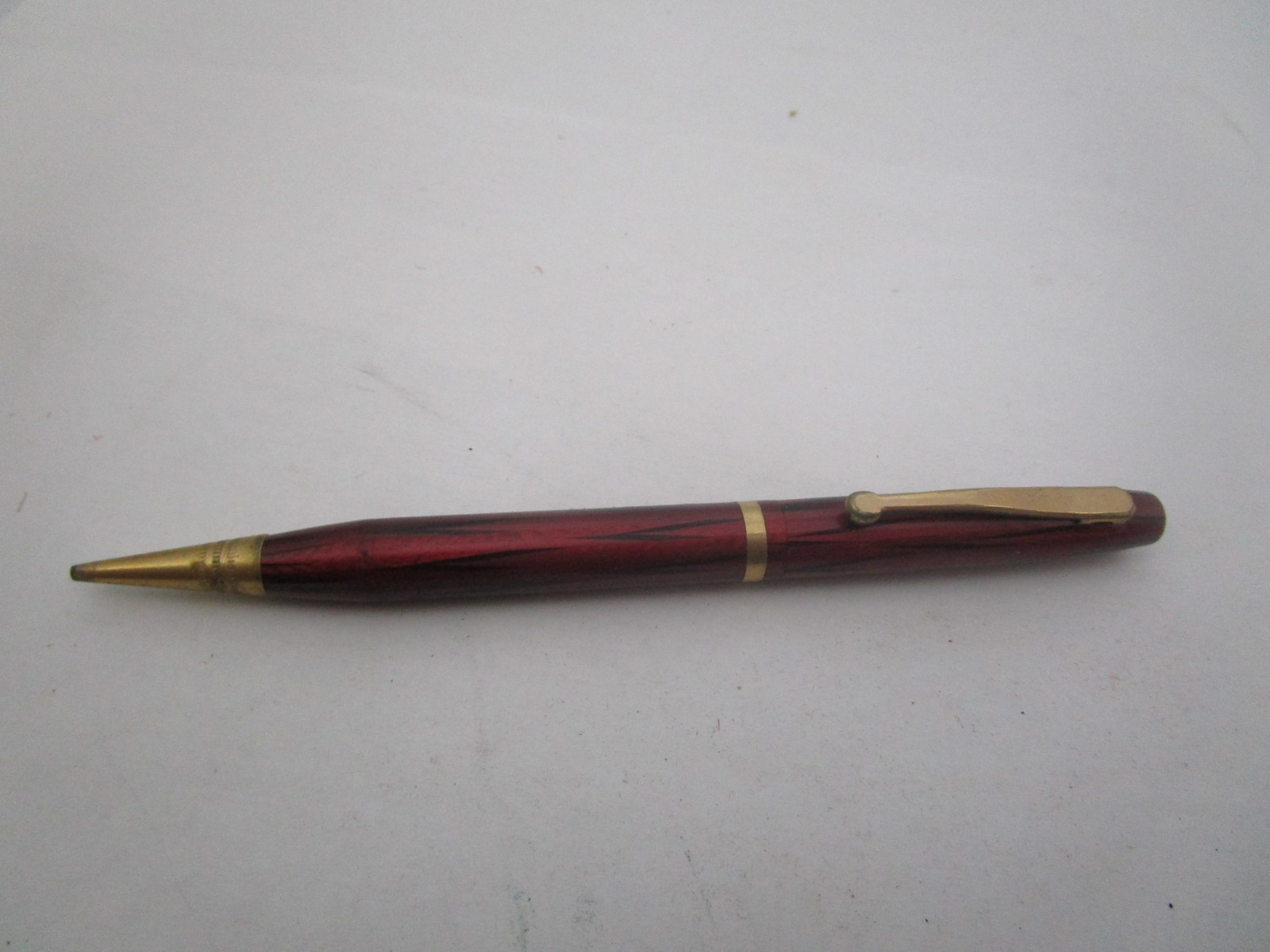 Eversharp Symphony Burgundy & Gold Mechanical Pencil – 1940’s – USA