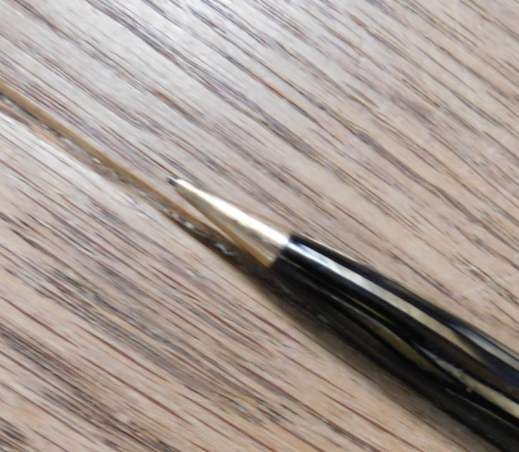 1940s Brown & Gold Sheaffer’s 400 mechanical pencil! Gold trim Military clip.