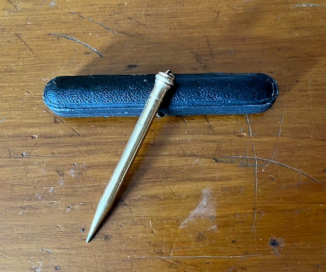 Vintage Wahl Eversharp Gold Filled Spring Load Pencil in Original Case 4.25″ USA