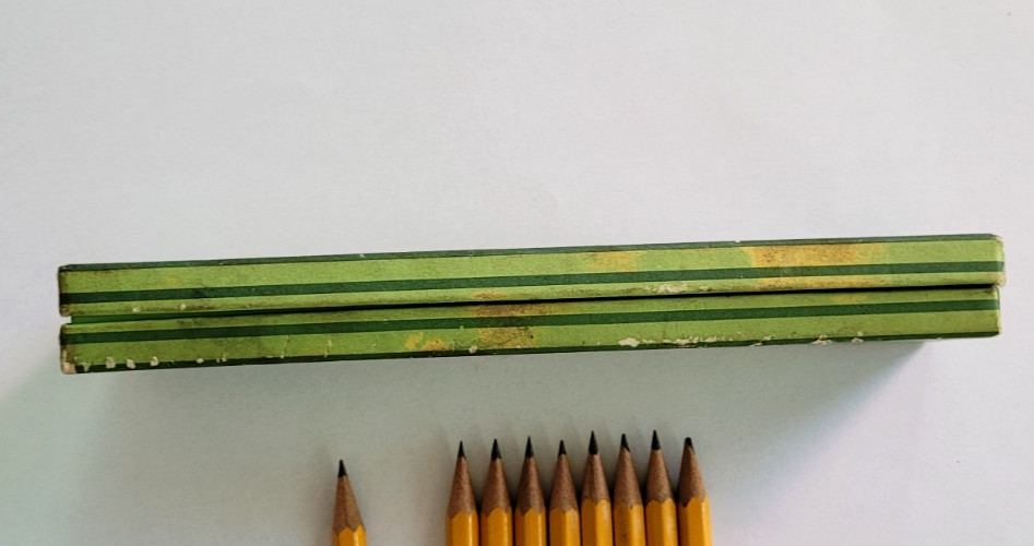10 Vintage Van Dyke Microtomic Graphite 4H Drawing Pencils Faber #600 & Box USA
