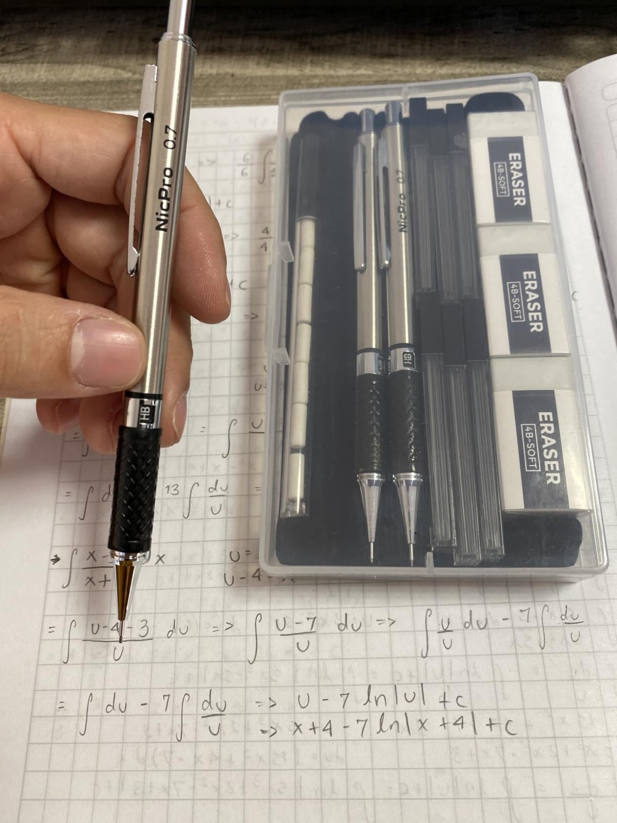 0.9 Mm Mechanical Pencil Set with Case, 3PCS Metal Mechanical Pencils with 6 Tub