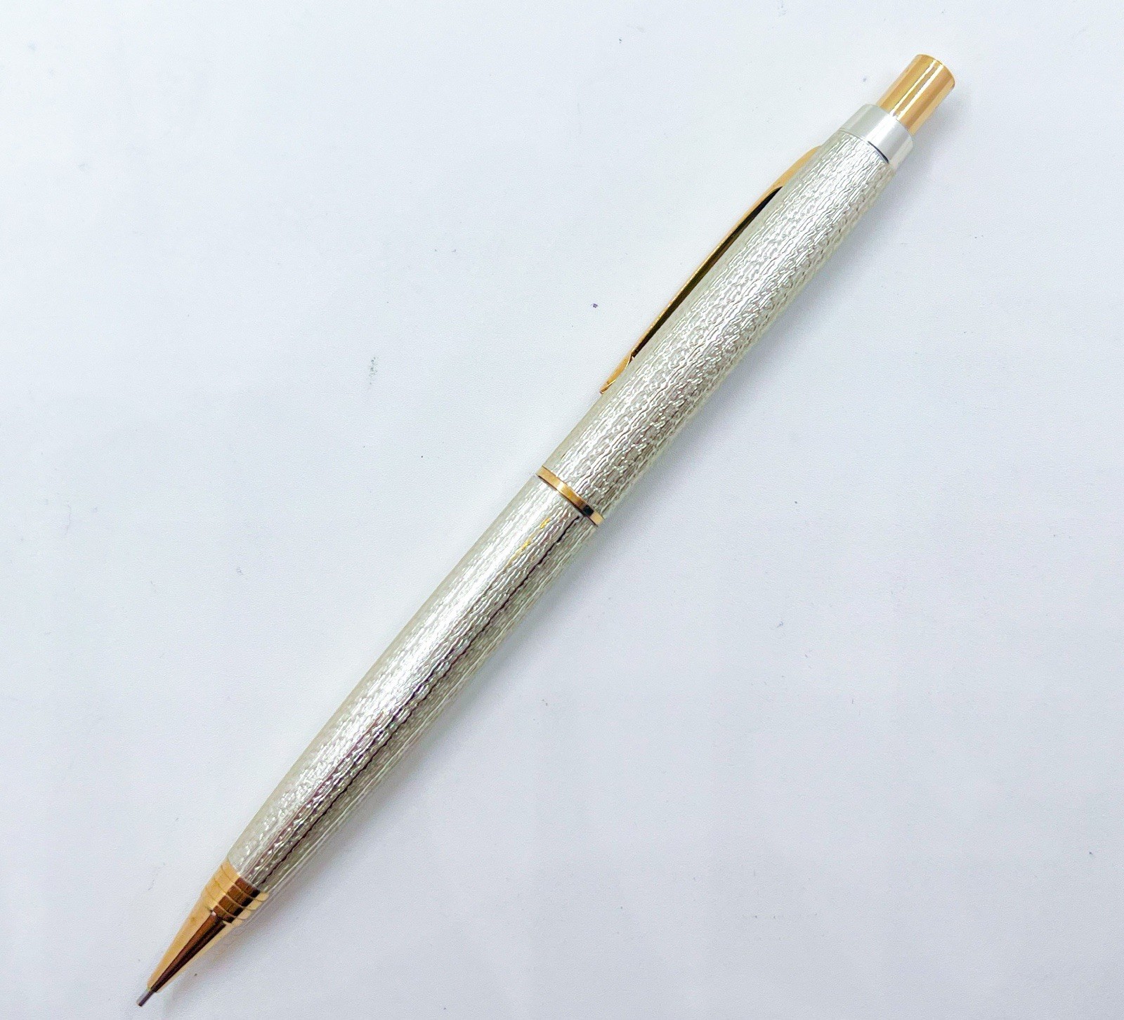 Platinum Mechanical Pencil 0.5 mm Silver Design Gold Trim Push Cap Functional