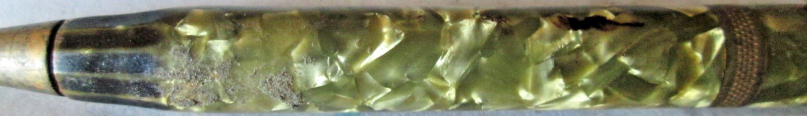 VINTAGE GREEN CELLULOID MECHANICAL PENCIL, UNBRANDED, NO LEAD OR ERASER, USED