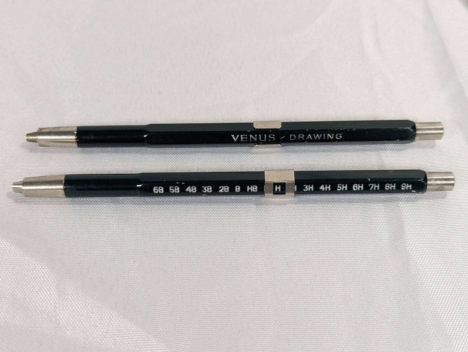 2 Vintage Venus Drawing Drafting Leadholders w/Venus Lead No 842 H & F
