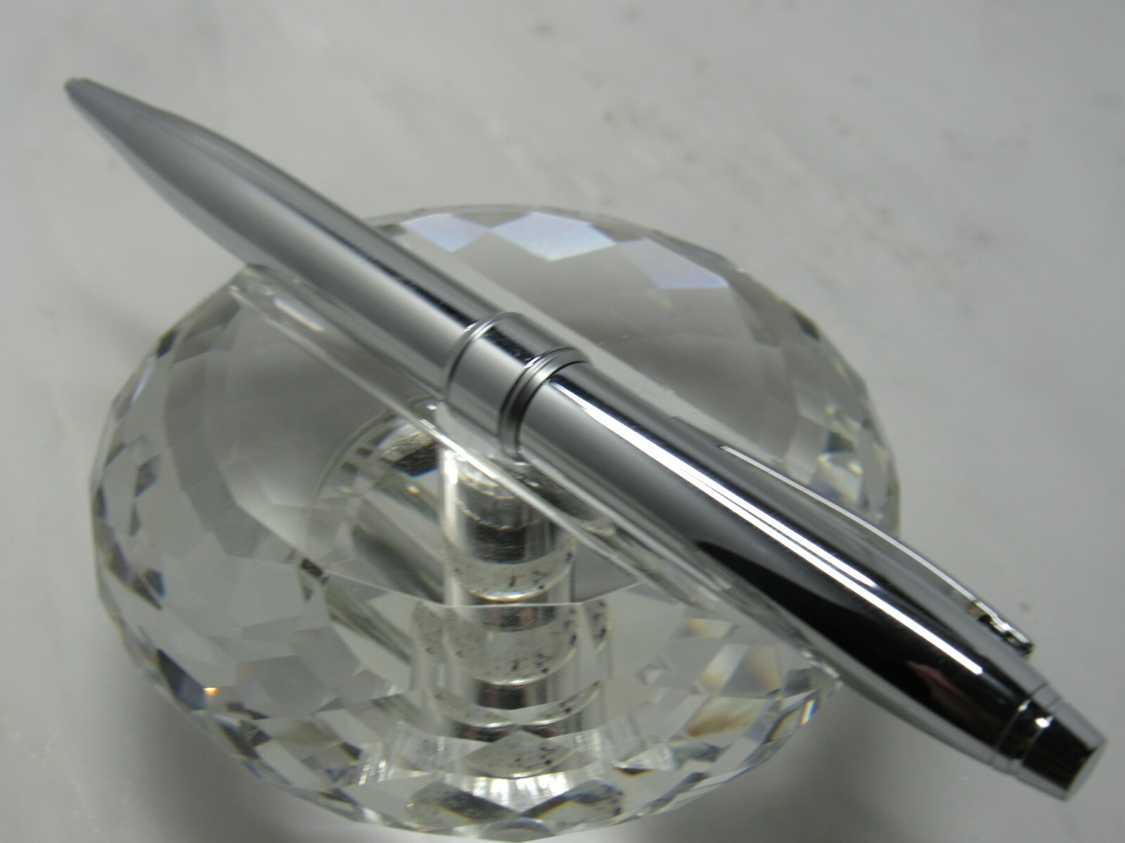 GORGEOUS HIGH QUALITY CROSS POLISHED SILVER MECHANICAL PENCIL