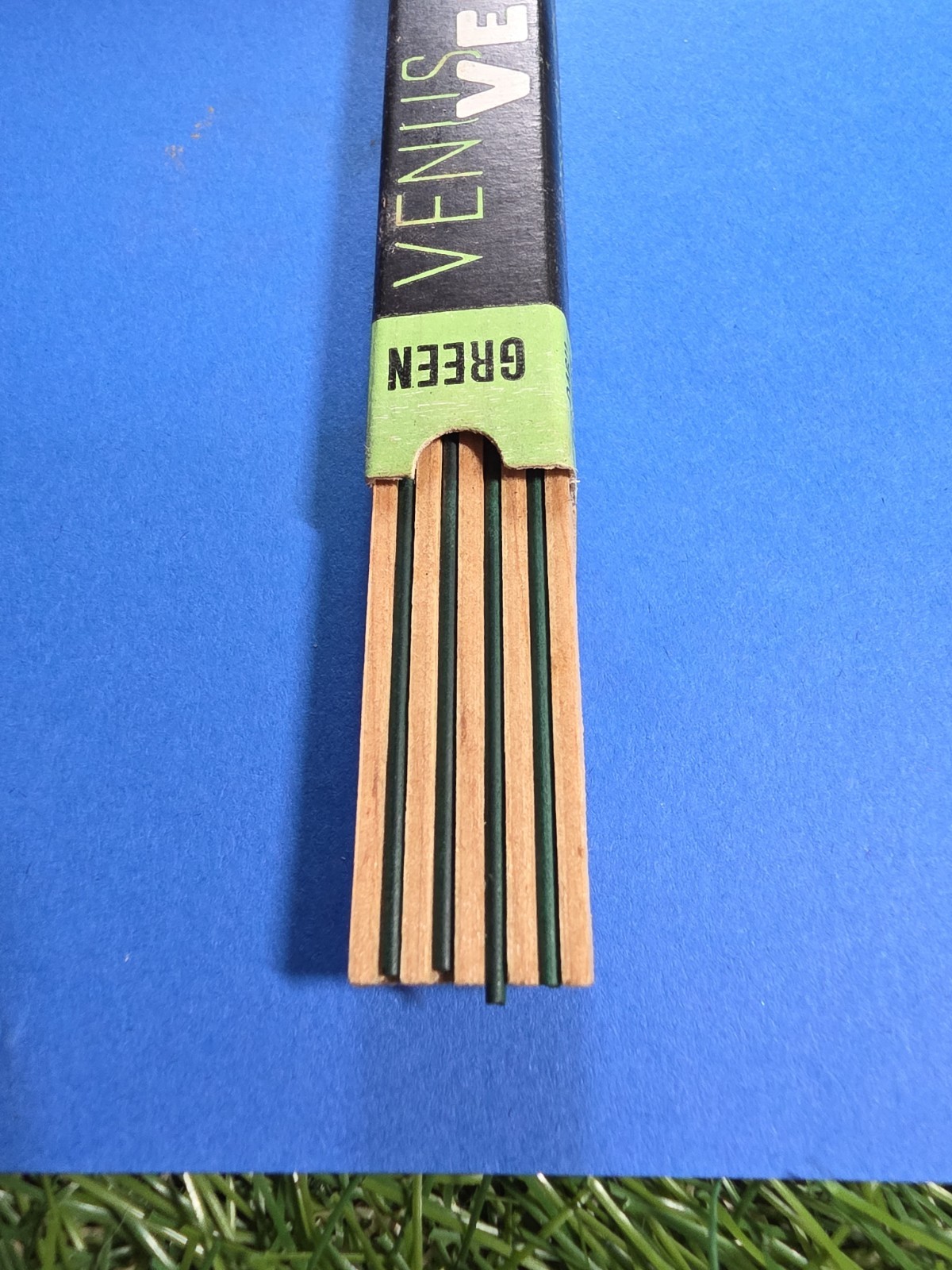 11 Boxes Vintage nos VELVET Mech. Pencil Leads ~ 4″ GREEN .046 1.18mm