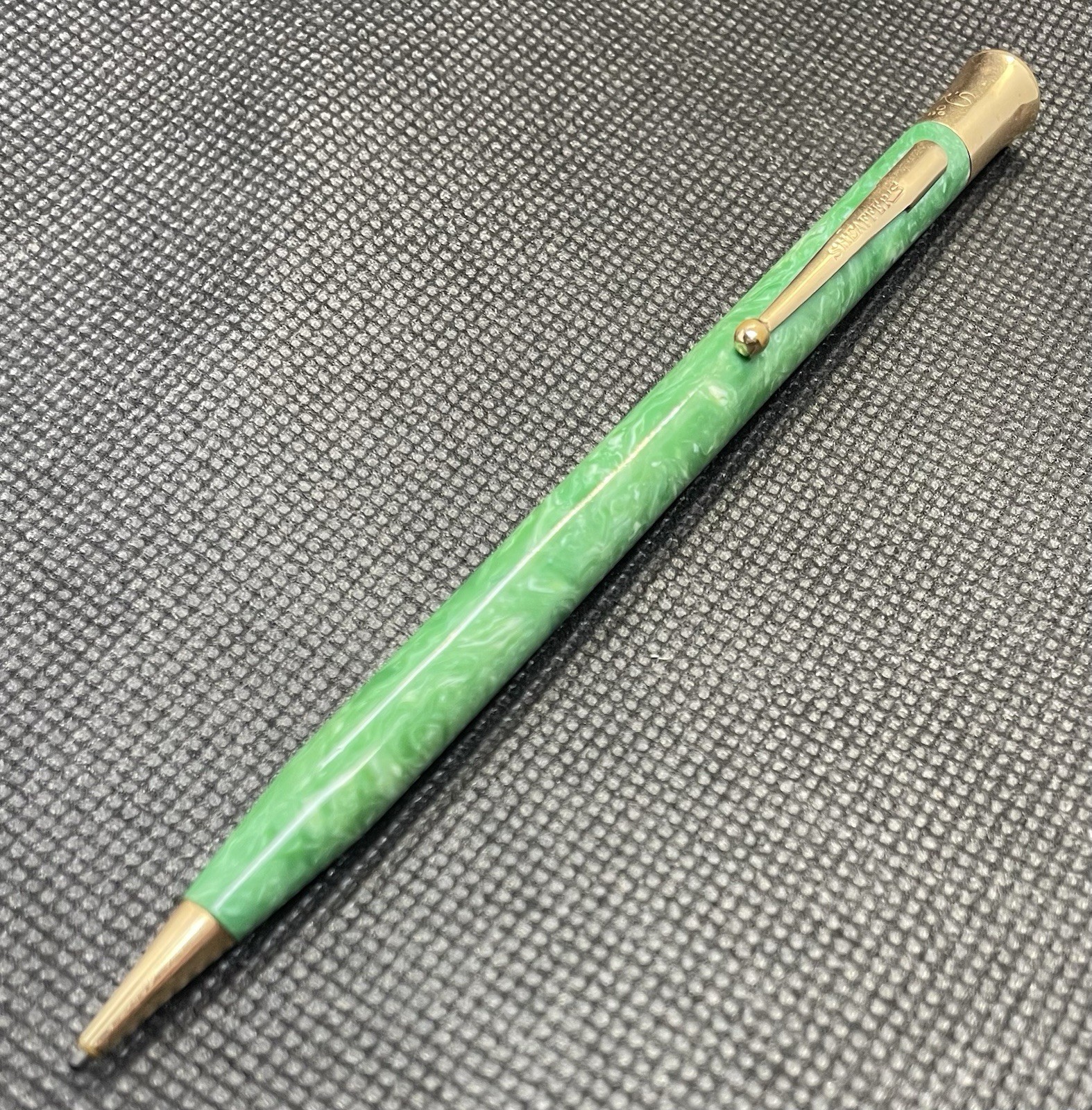 Sheaffer Lifetime Thin Jade Green w/Gold Trim 1.1mm Pencil – 1920’s