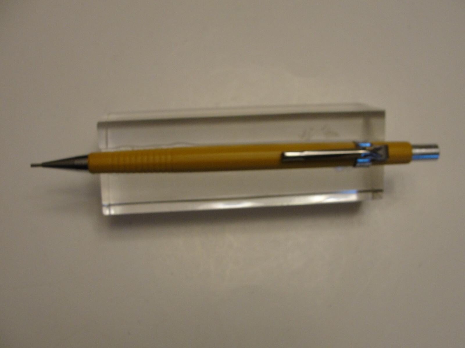 Vintage Pentel P209 Yellow Mechanical Pencil