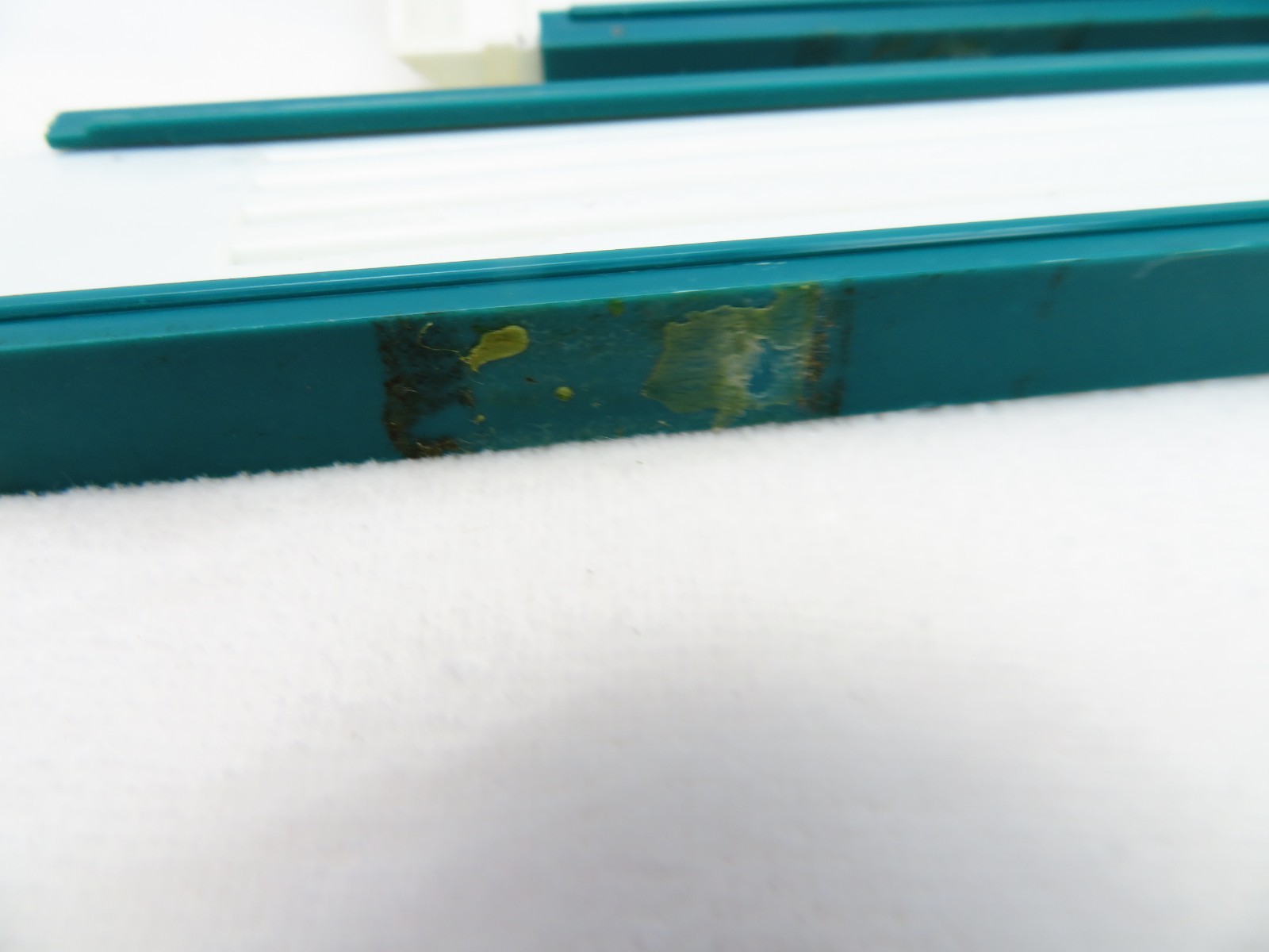 Vintage Eagle Turquoise Drawing Leads 10 Cases Assorted HB H B F 3H 4H Partial