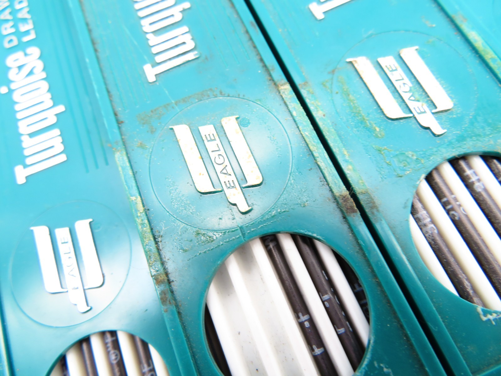 Vintage Eagle Turquoise Drawing Leads 10 Cases Assorted HB H B F 3H 4H Partial