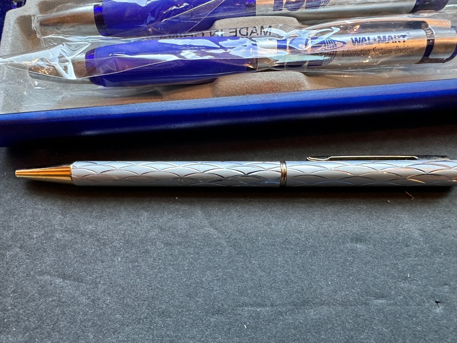 Lot Of Pens & Mechanical Pencils Some Plain Some Advertising