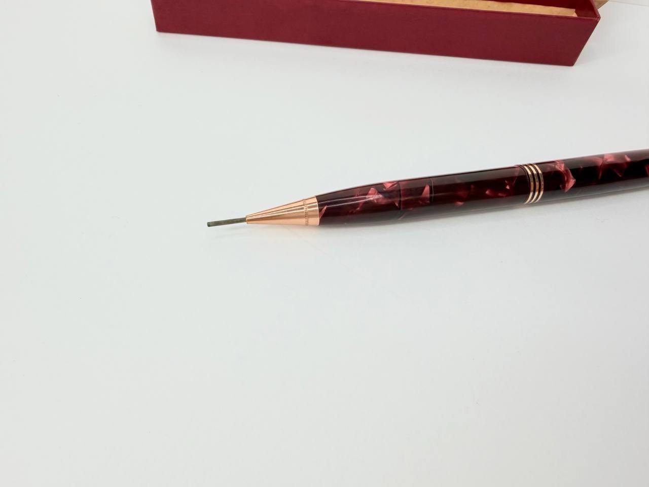 VINTAGE PARKER DUOFOLD RED MARBLE (BURGUNDY) MECHANICAL PENCIL w/ Box