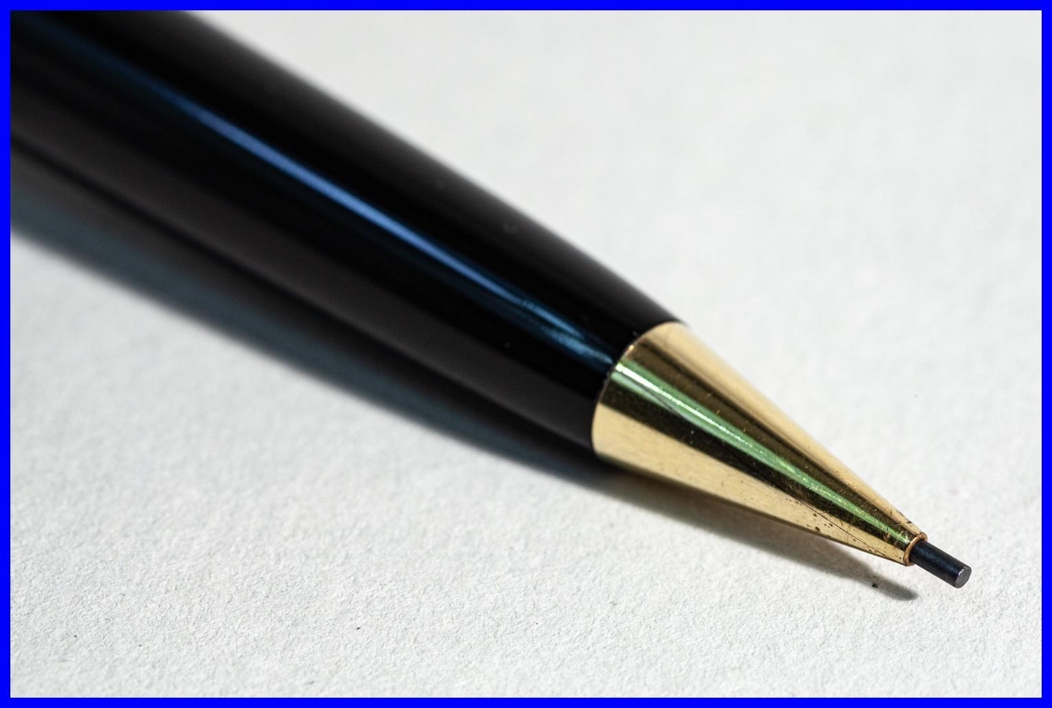 1960s GEHA N° 830 Pencil With 3 Clip Ring In Black & Gold For 1.18mm Leads